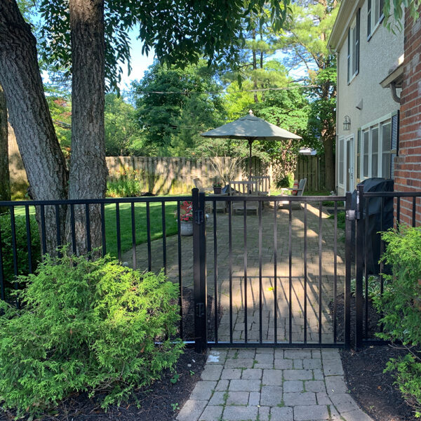 Canfield black aluminum fencing gate