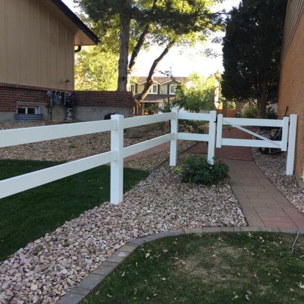 2 rail horse fence with gate