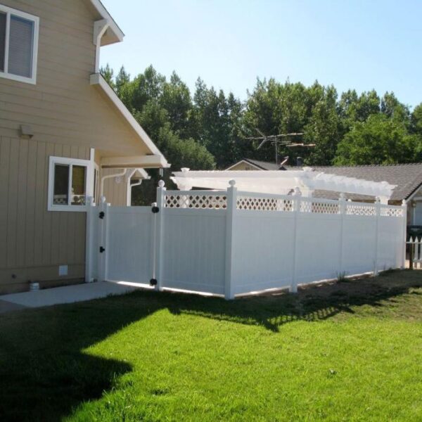 Canterbury white vinyl privacy fence and gate