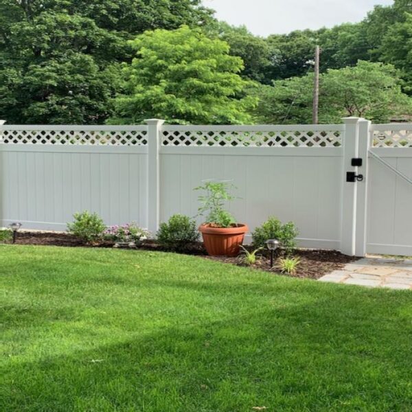 Winchester white vinyl privacy fence yard