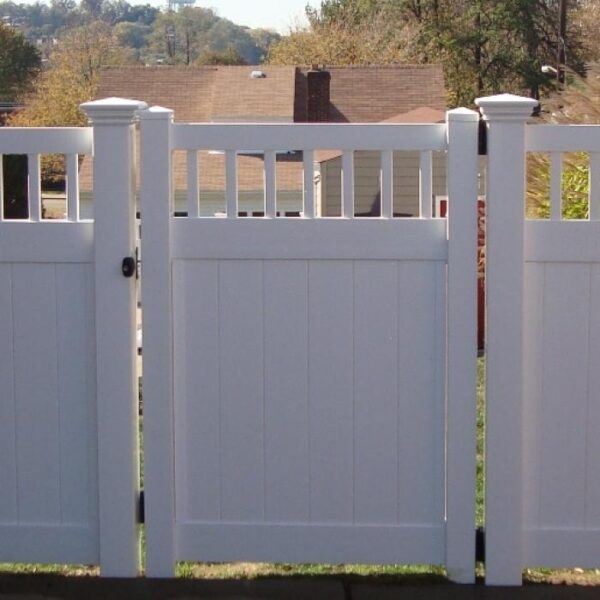 Portsmouth white vinyl privacy fence gate