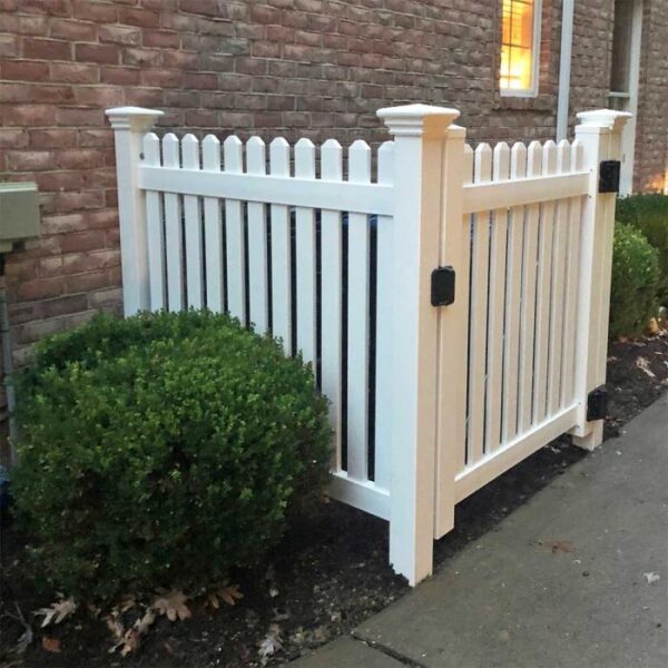 Sudbury white vinyl picket fence small area